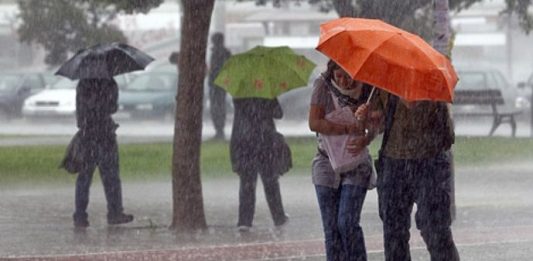 ONDA TROPICAL PROVOCARÁ LLUVIAS ESTE SÁBADO MIENTRAS EL INDOMET MANTIENE VIGILANCIA SOBRE LA TORMENTA DOLLY