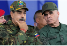 La fuerza aérea de Venezuela celebra una exposición en medio de las tensiones con EE. UU.