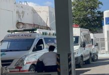 Ambulancias esperan hasta 24 horas por falta de camillas en el Cabral y Baéz en Santiago