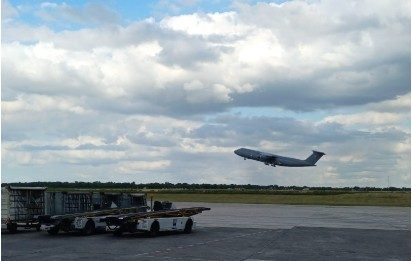 Retiran aviones de Estados Unidos que estaban en Aeropuerto Las Américas