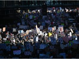 Activistas anti-ICE desconfían del «final» del operativo migratorio en Minesota ordenado por Trump