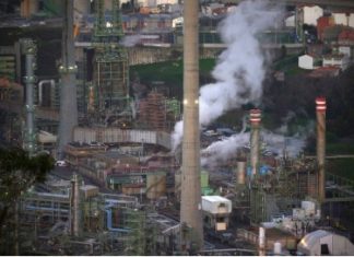 Petróleo sube ante el escepticismo de las negociaciones entre EEUU e Irán