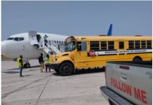 Gobierno dominicano cambia postura y aceptará temporalmente extranjeros enviados desde Estados Unidos