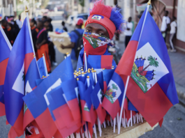 Miles de haitianos toman las calles de Puerto Príncipe para exigir la paz