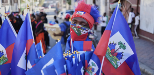 Miles de haitianos toman las calles de Puerto Príncipe para exigir la paz
