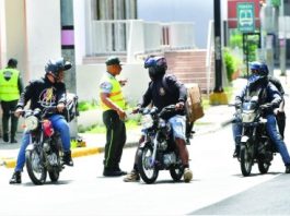 Mario Díaz destaca aporte de Listín Diario al debate sobre la seguridad vial
