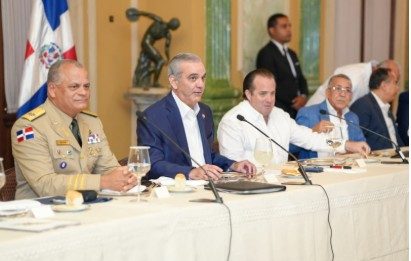 Abinader presenta “Frontera Fuerte”, estrategia para reforzar la seguridad y el desarrollo en la zona limítrofe