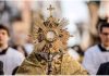 Hoy se celebra Corpus Christi: la festividad católica que conjuga tradición, color y fe popular