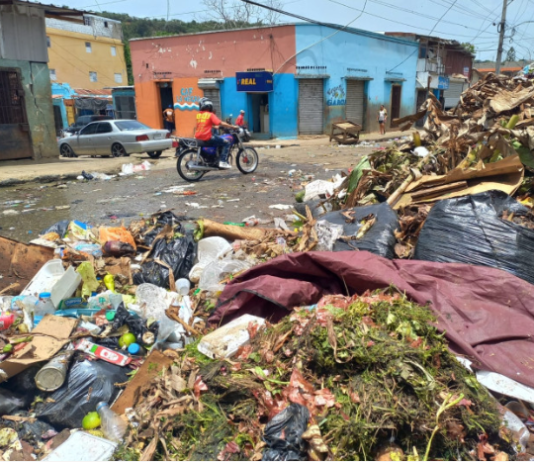 Santiago: Diez meses después del anuncio de RD$658 millones, las obras en el Hospedaje Yaque y Nueva York Chiquito siguen paralizadas