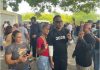 Alofoke congrega a cientos de personas en Santiago en jornada de recolección de firmas para su proyecto político