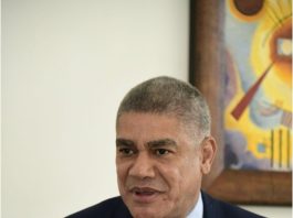 Embajador de RD denuncia intento de asalto en pleno centro del Distrito Nacional