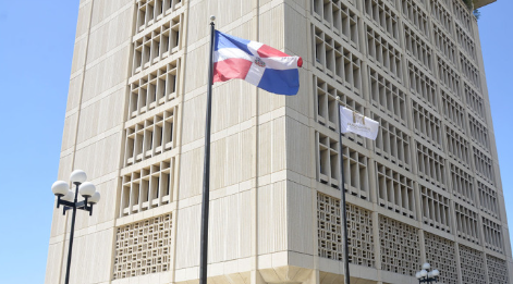 GOBIERNO AFIRMA QUE LA ECONOMÍA DOMINICANA HA CRECIDO UN 4.5 % EN 2026 A PESAR DE CRISIS ARANCELARIA Y CONFLICTO EN ORIENTE MEDIO